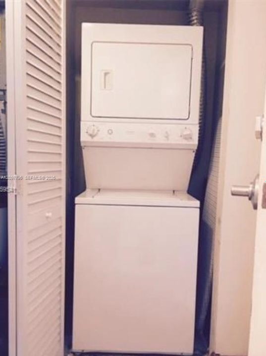 En Renta: $1,990 (0 camas, 1 baños, 440 Pies cuadrados)
