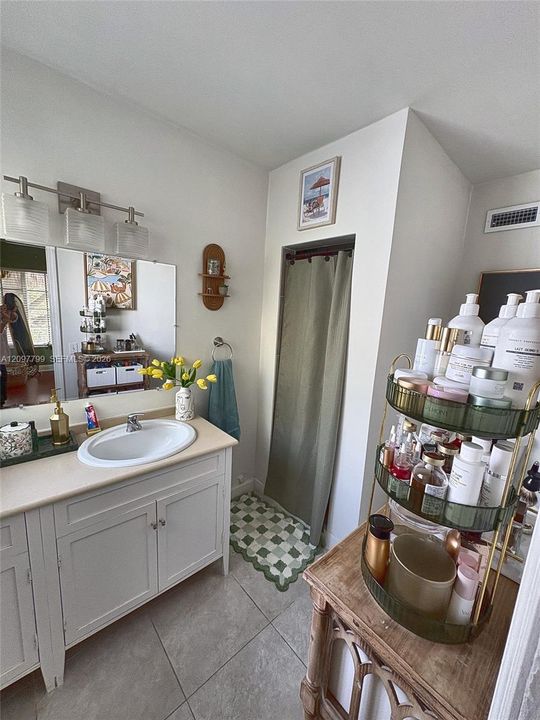 En Renta: $2,800 (2 camas, 2 baños, 1091 Pies cuadrados)