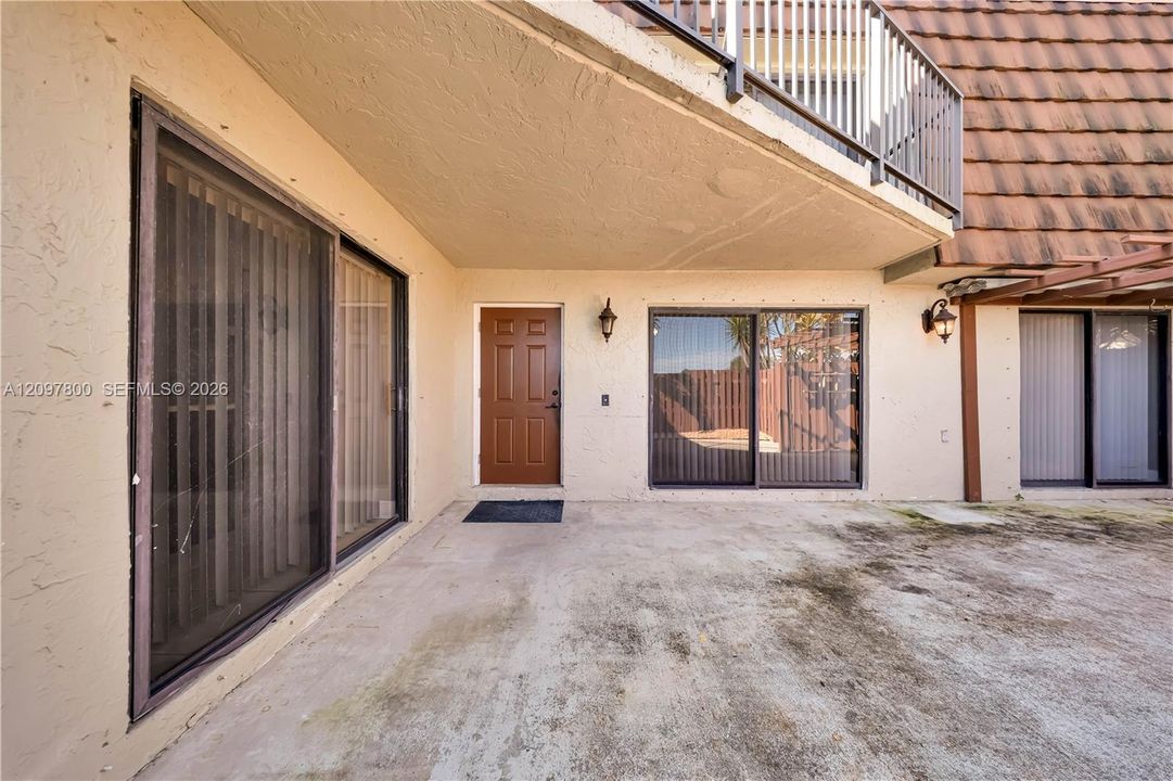 For Rent: $3,300 (3 beds, 2 baths, 1654 Square Feet)