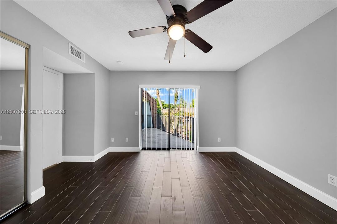For Rent: $3,300 (3 beds, 2 baths, 1654 Square Feet)