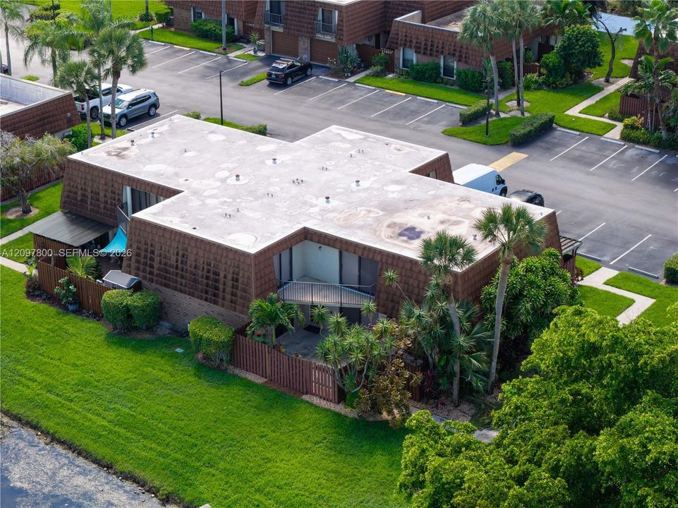 For Rent: $3,300 (3 beds, 2 baths, 1654 Square Feet)