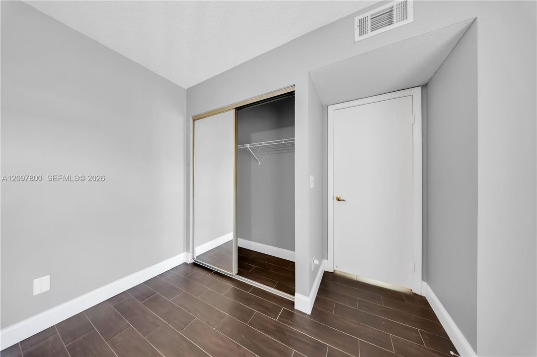 For Rent: $3,300 (3 beds, 2 baths, 1654 Square Feet)