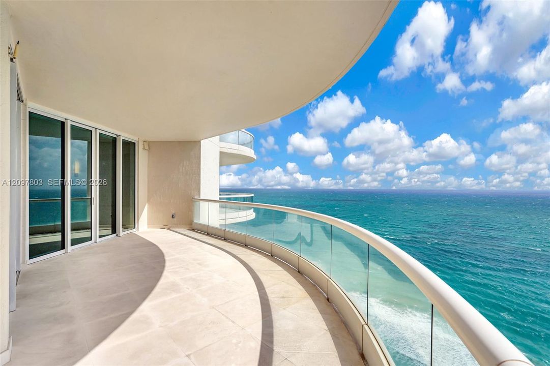For Sale: $3,675,000 (3 beds, 4 baths, 0 Square Feet)