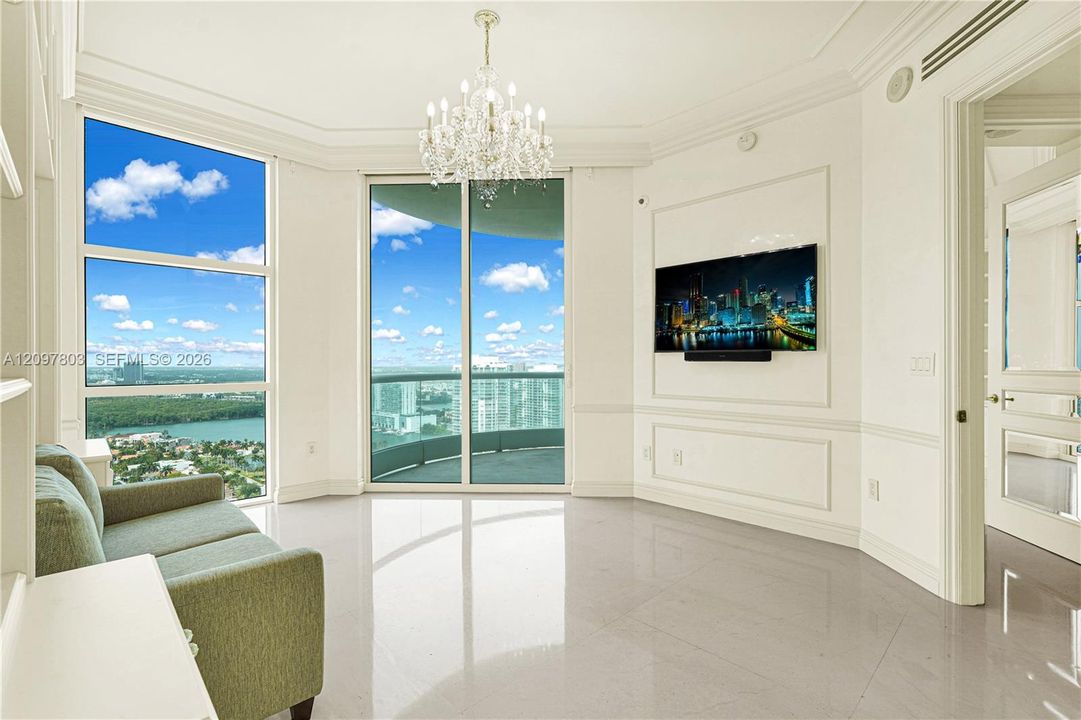 For Sale: $3,675,000 (3 beds, 4 baths, 0 Square Feet)
