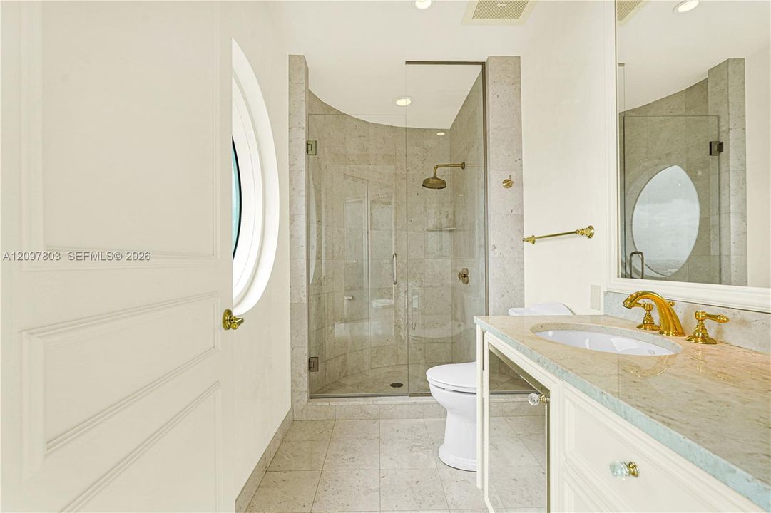 For Sale: $3,675,000 (3 beds, 4 baths, 0 Square Feet)