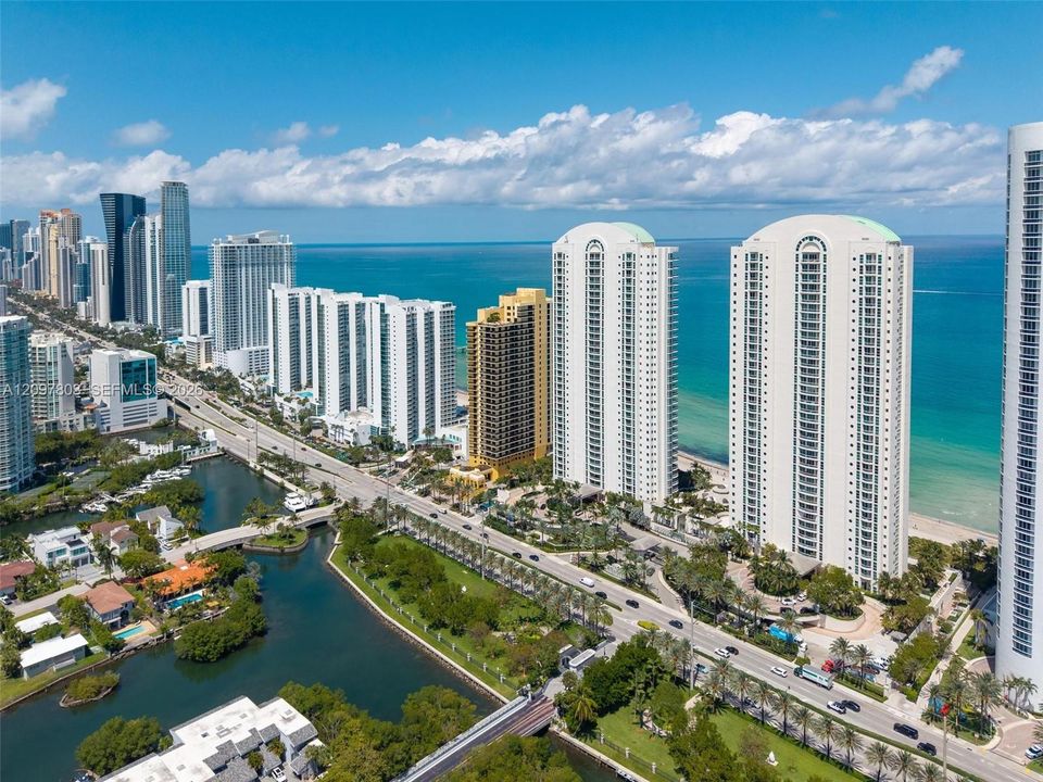 For Sale: $3,675,000 (3 beds, 4 baths, 0 Square Feet)