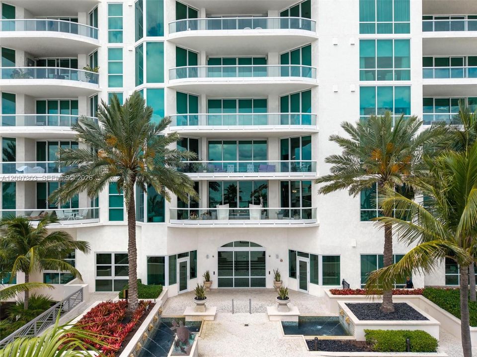 For Sale: $3,675,000 (3 beds, 4 baths, 0 Square Feet)