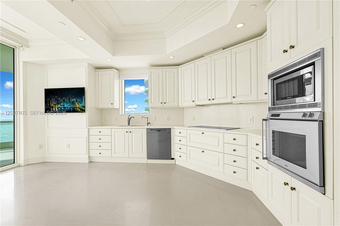 For Sale: $3,675,000 (3 beds, 4 baths, 0 Square Feet)