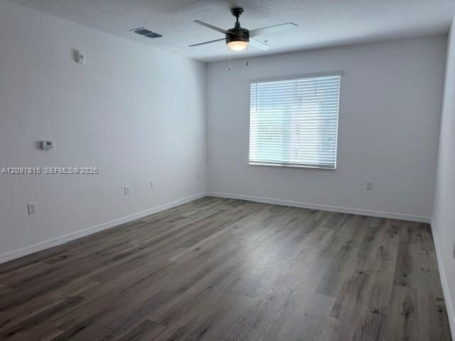 For Rent: $1,381 (2 beds, 2 baths, 980 Square Feet)