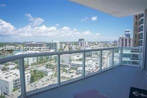 For Sale: $1,475,000 (2 beds, 2 baths, 1128 Square Feet)