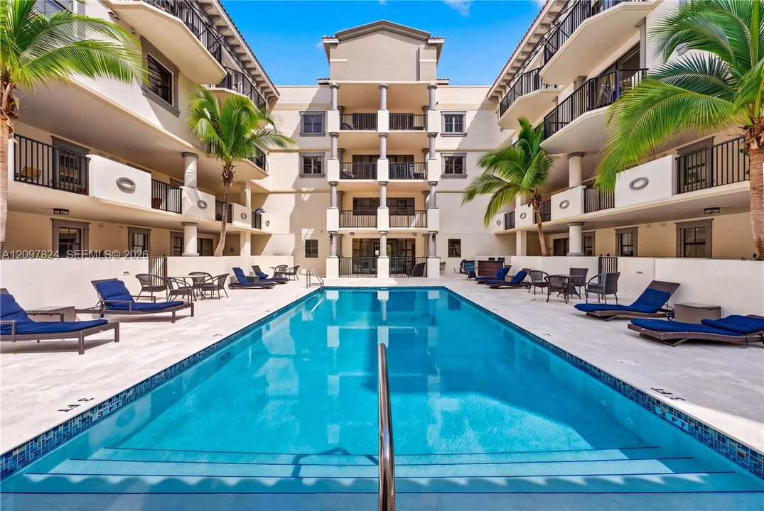 En Venta: $1,295,000 (2 camas, 3 baños, 2049 Pies cuadrados)