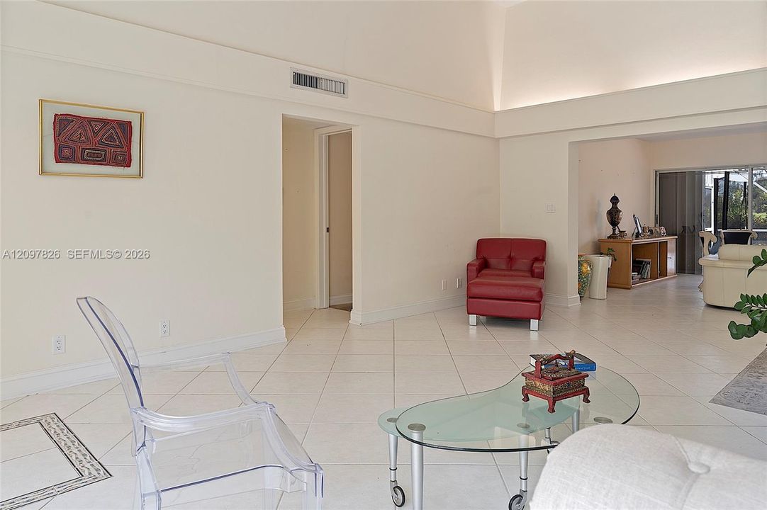 For Sale: $650,000 (4 beds, 2 baths, 2053 Square Feet)