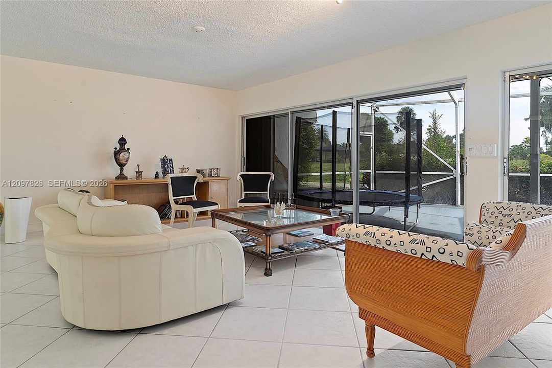 For Sale: $650,000 (4 beds, 2 baths, 2053 Square Feet)
