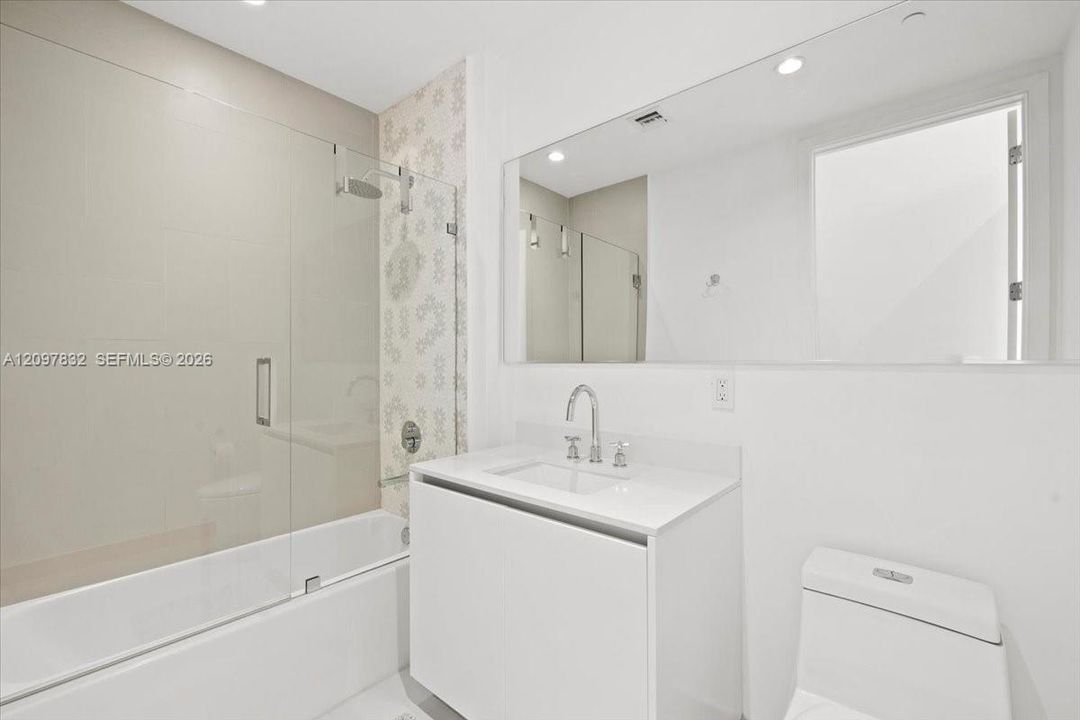 For Sale: $5,399,000 (3 beds, 3 baths, 2532 Square Feet)