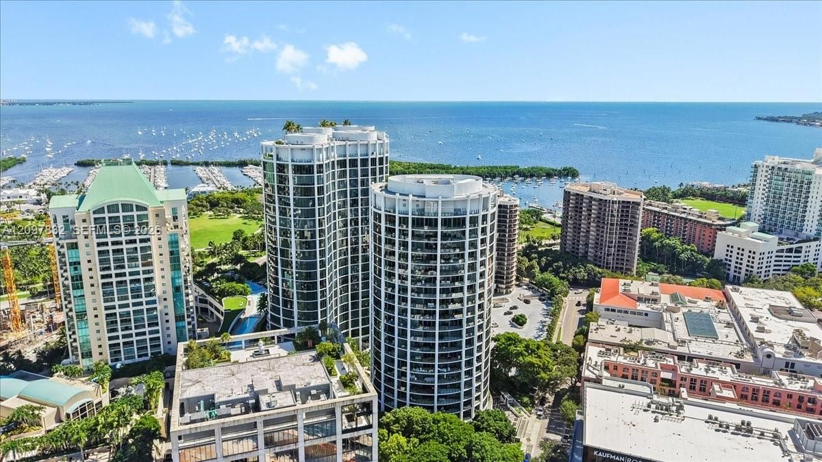 For Sale: $5,399,000 (3 beds, 3 baths, 2532 Square Feet)