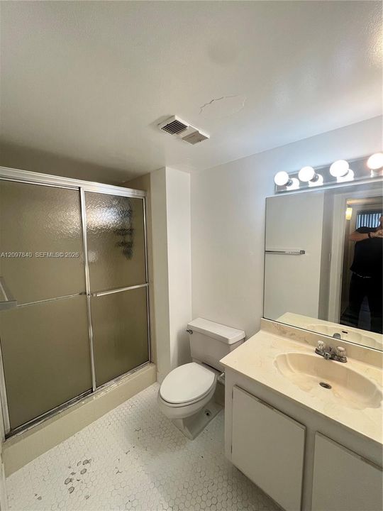 En Renta: $2,350 (2 camas, 2 baños, 1210 Pies cuadrados)