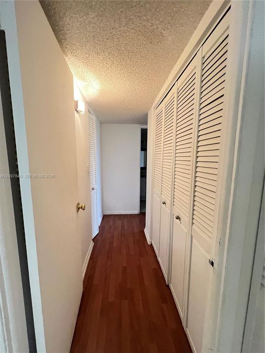 En Renta: $2,350 (2 camas, 2 baños, 1210 Pies cuadrados)