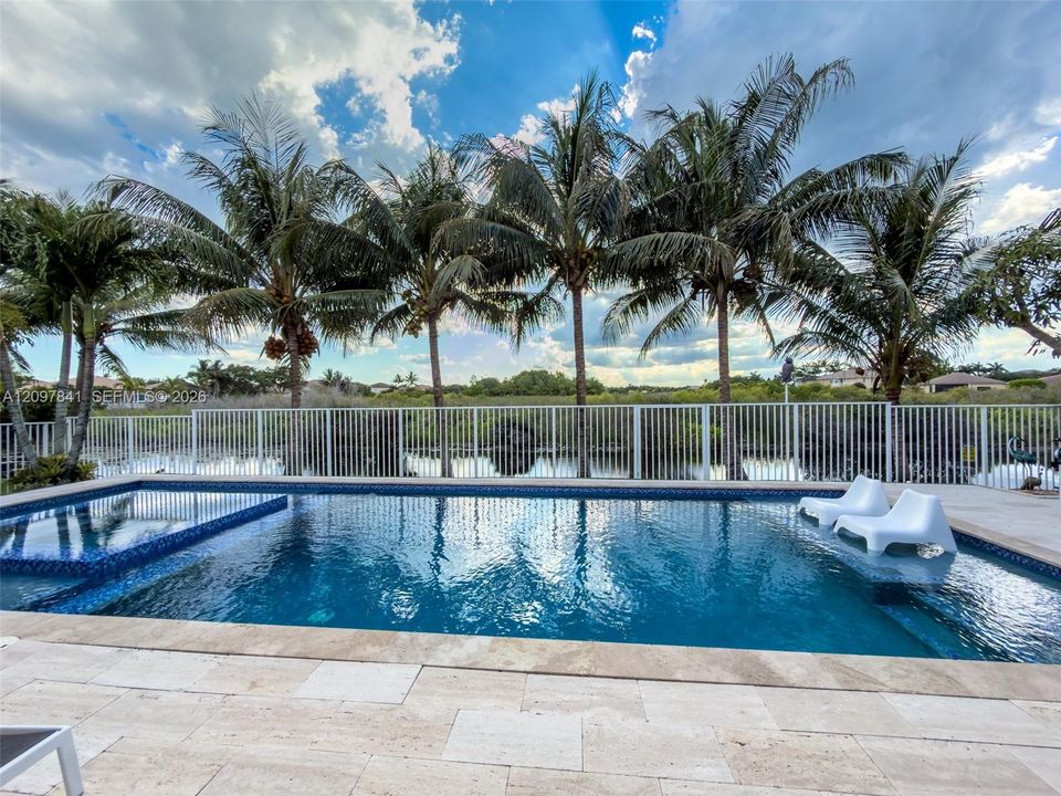 For Sale: $1,077,000 (4 beds, 3 baths, 2551 Square Feet)