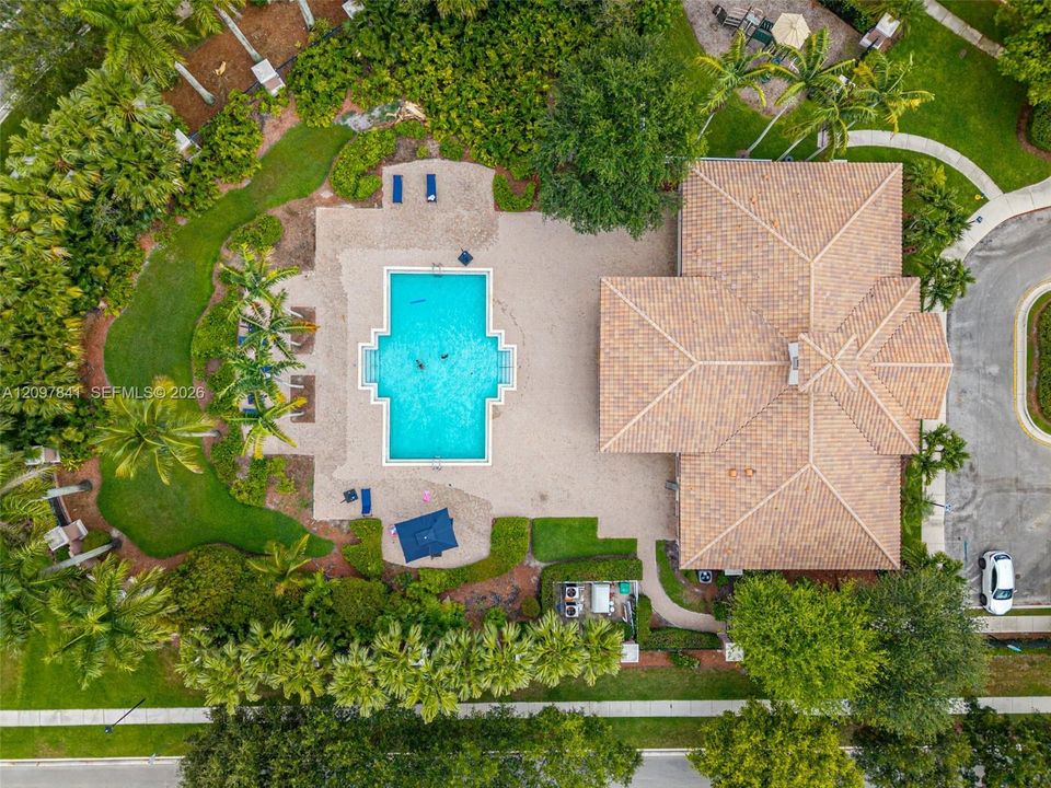 For Sale: $1,077,000 (4 beds, 3 baths, 2551 Square Feet)