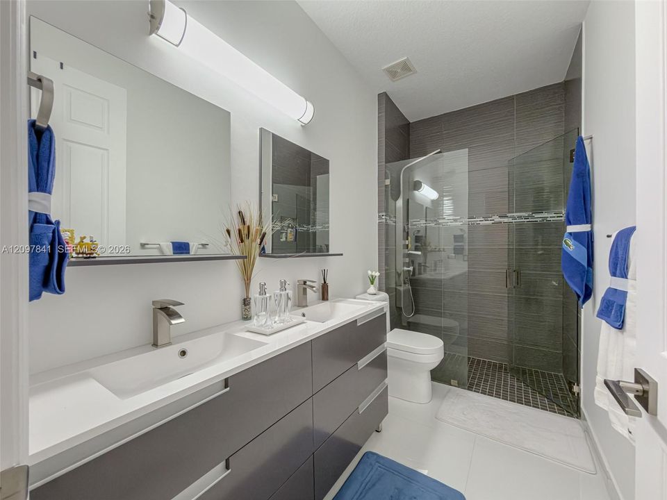 For Sale: $1,077,000 (4 beds, 3 baths, 2551 Square Feet)