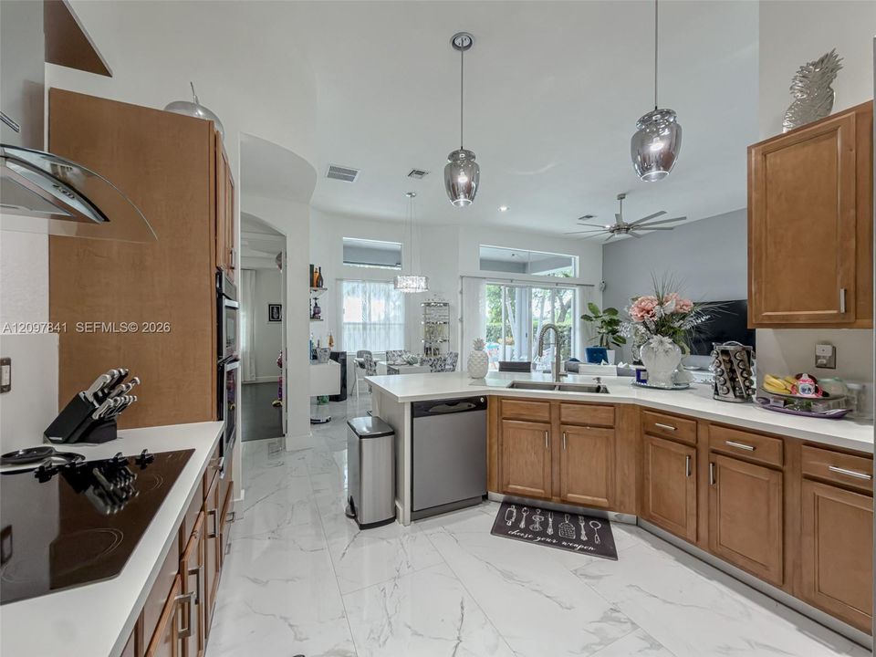 For Sale: $1,077,000 (4 beds, 3 baths, 2551 Square Feet)
