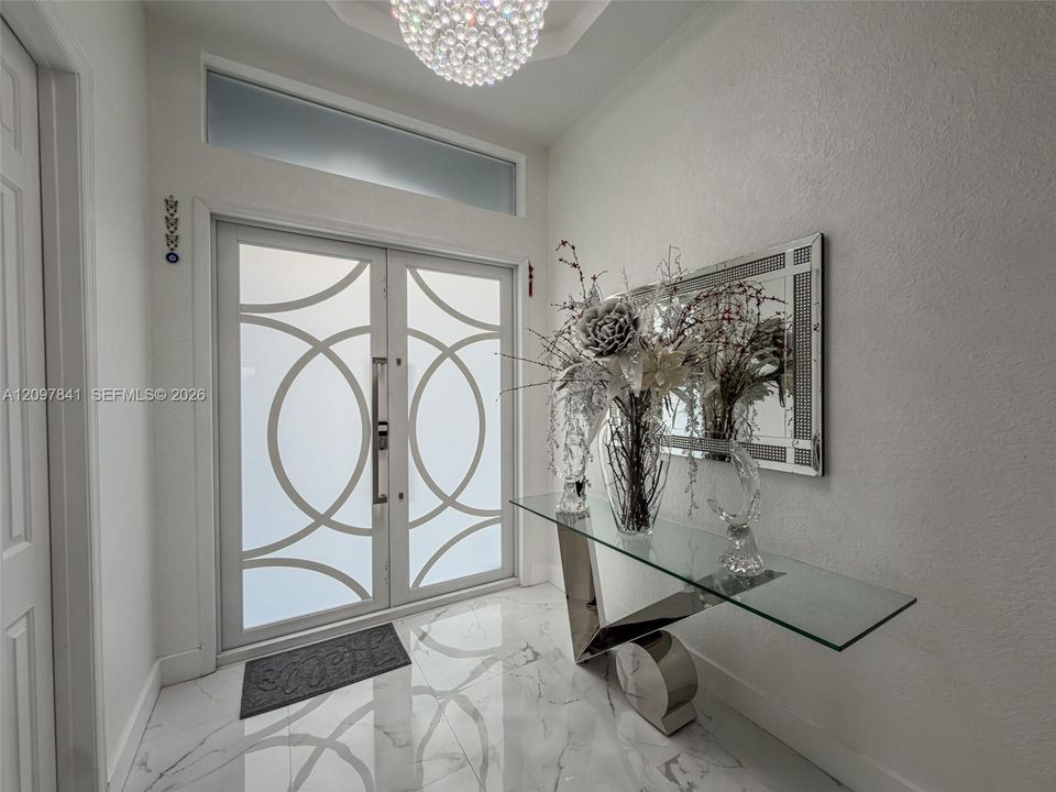 For Sale: $1,077,000 (4 beds, 3 baths, 2551 Square Feet)
