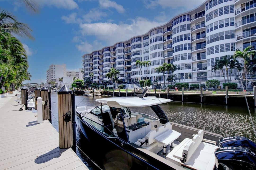 Dock