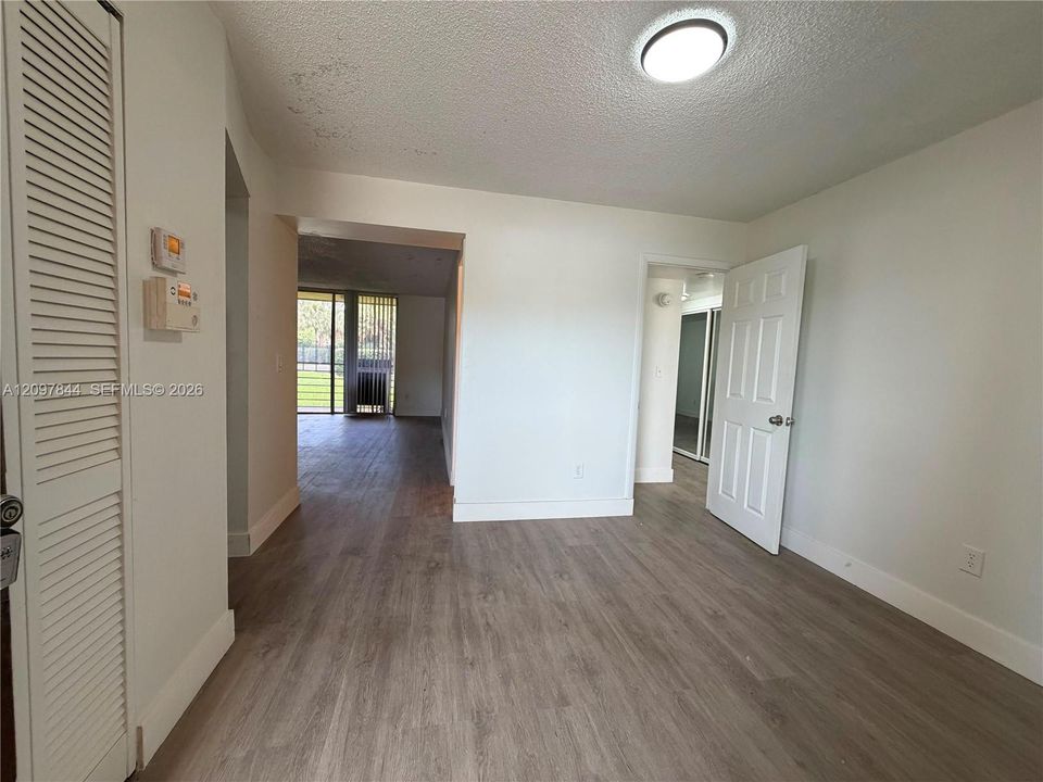 En Renta: $1,750 (1 camas, 1 baños, 900 Pies cuadrados)