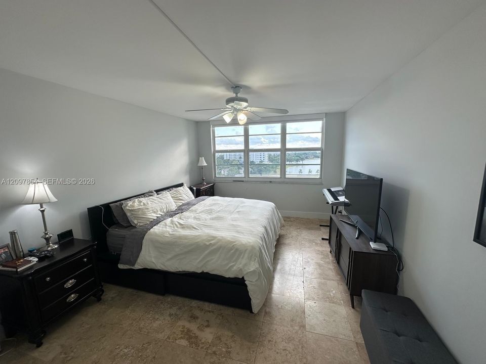 For Rent: $3,500 (3 beds, 2 baths, 1710 Square Feet)