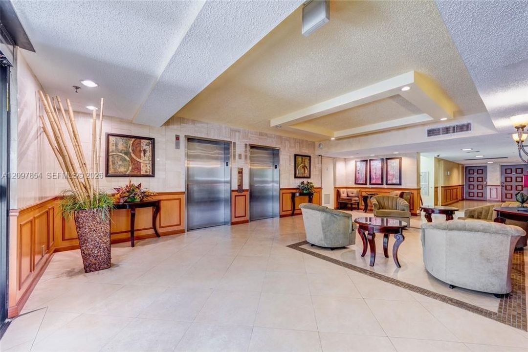 For Rent: $3,500 (3 beds, 2 baths, 1710 Square Feet)