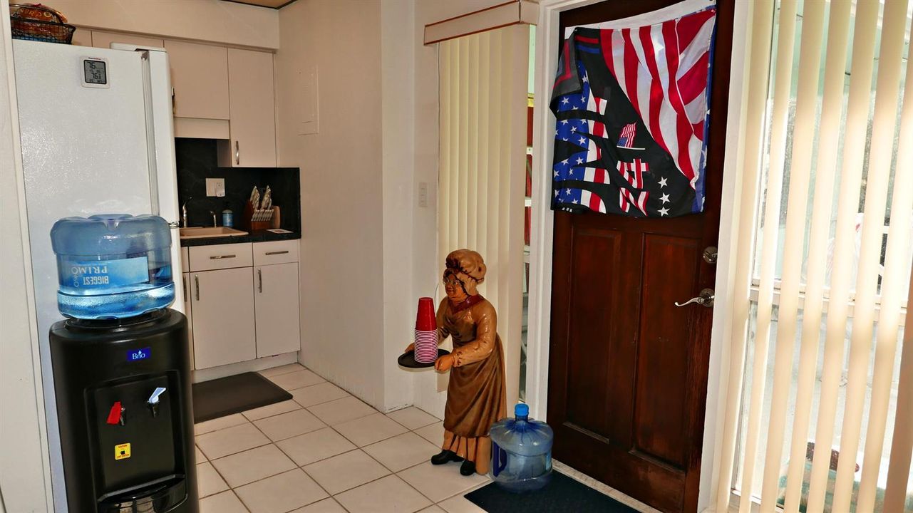 810 SE 22 Ave, #202 Kitchen 3