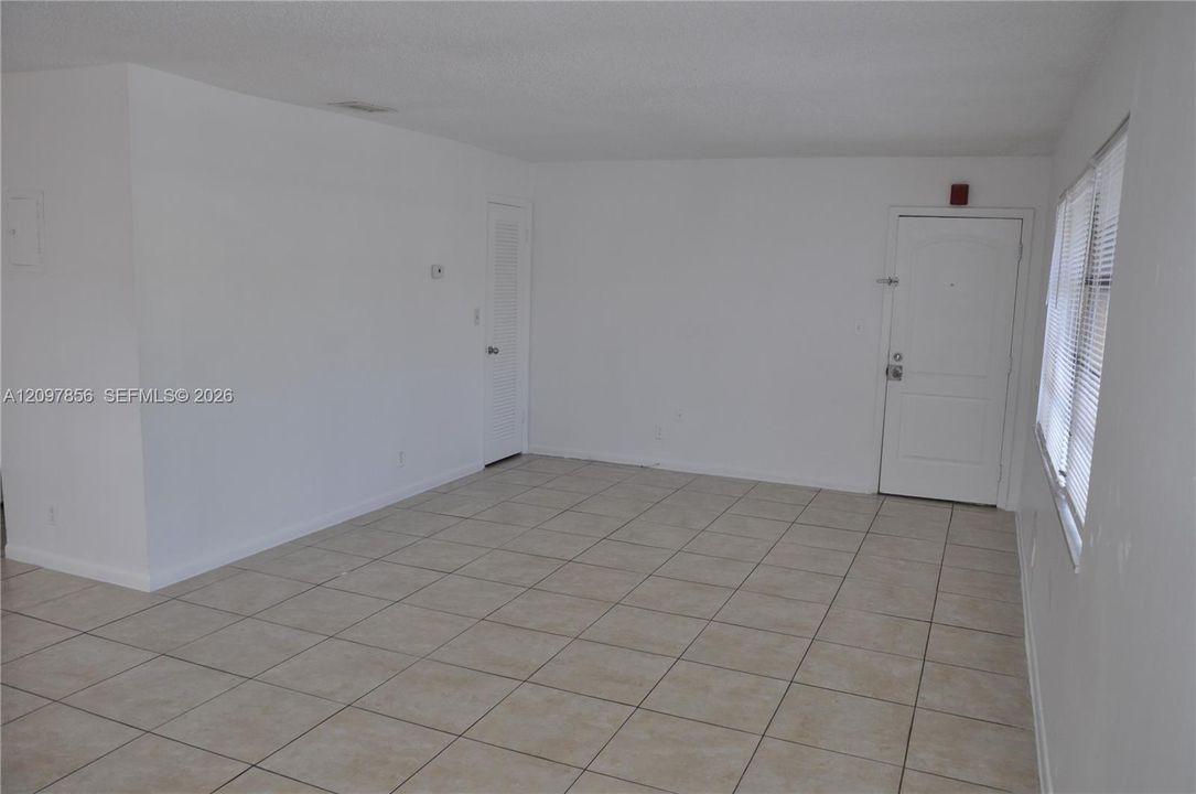 For Rent: $1,750 (2 beds, 2 baths, 1060 Square Feet)