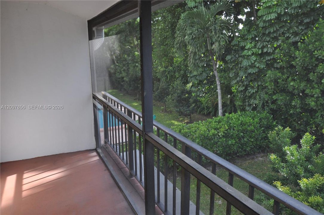 For Rent: $1,750 (2 beds, 2 baths, 1060 Square Feet)