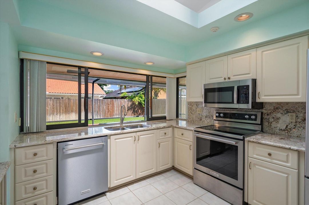 14-10407 NW 7th St, Plantation-8