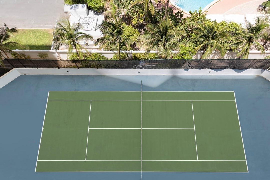 Tennis court