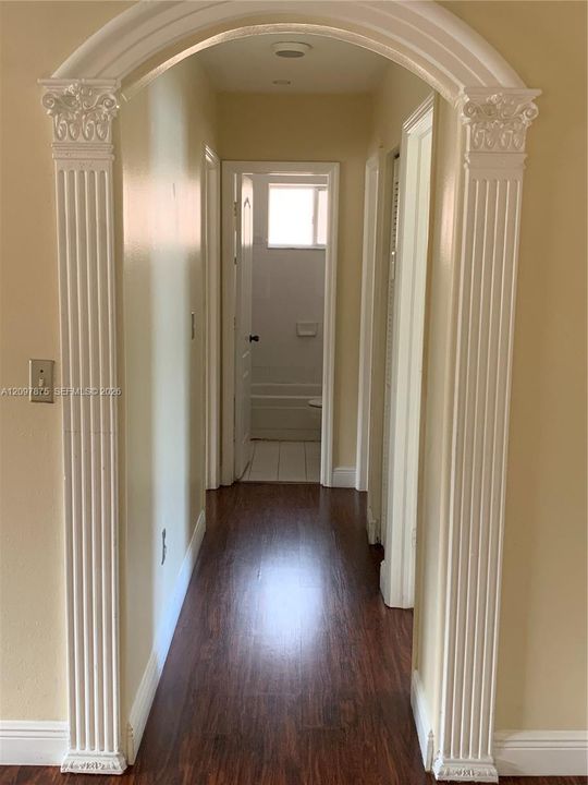 For Rent: $2,600 (3 beds, 2 baths, 1179 Square Feet)