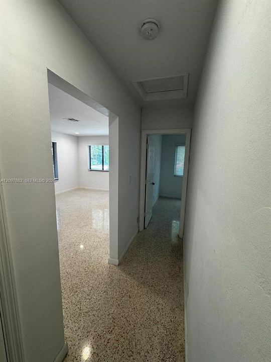 For Rent: $4,200 (3 beds, 2 baths, 1287 Square Feet)