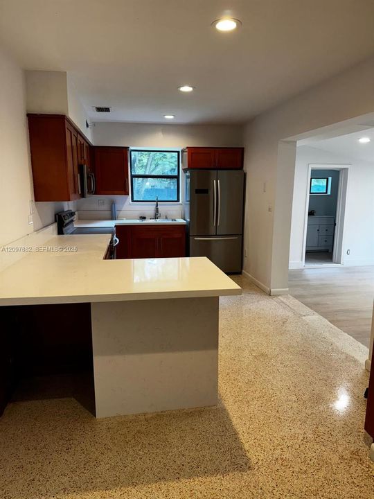 For Rent: $4,200 (3 beds, 2 baths, 1287 Square Feet)