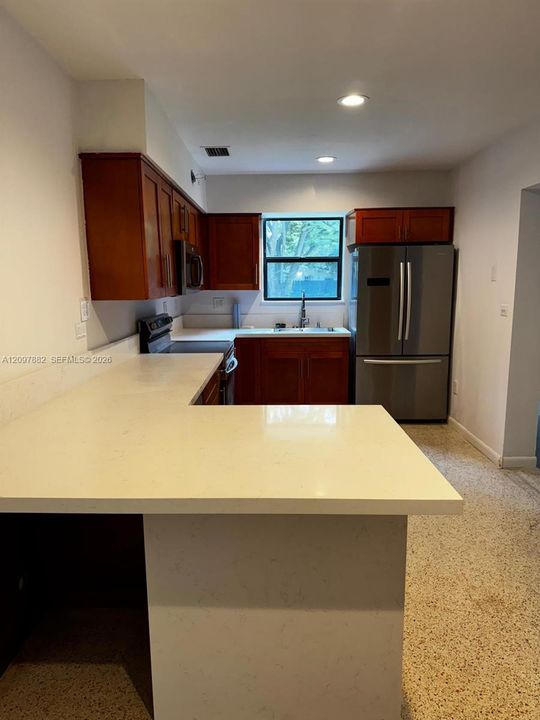 For Rent: $4,200 (3 beds, 2 baths, 1287 Square Feet)