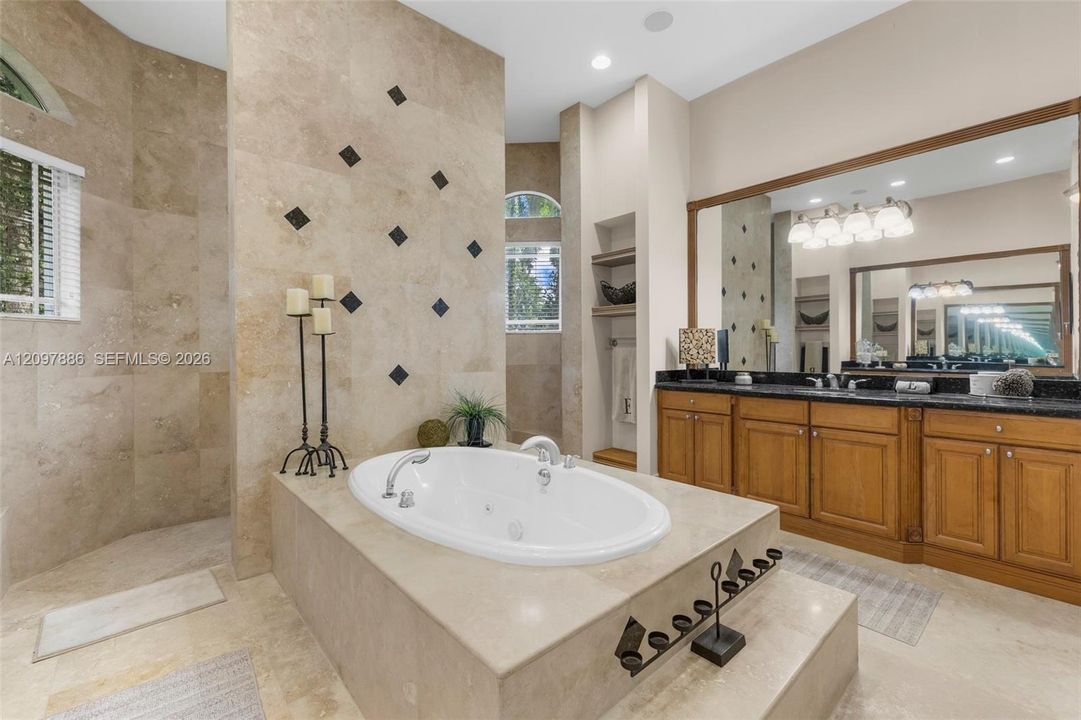For Sale: $2,950,000 (6 beds, 5 baths, 5651 Square Feet)