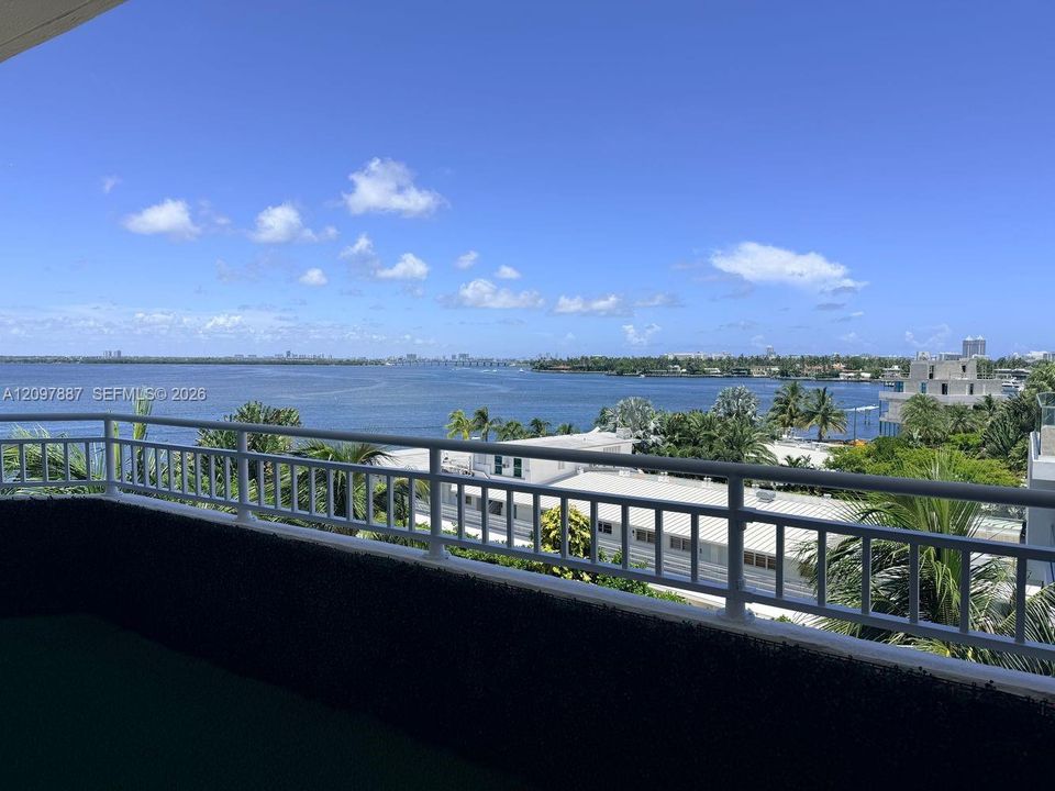 For Rent: $8,000 (2 beds, 2 baths, 1520 Square Feet)