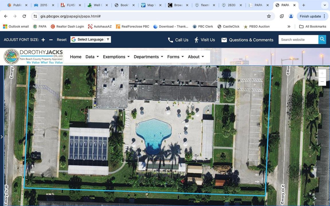 clubhouse pool