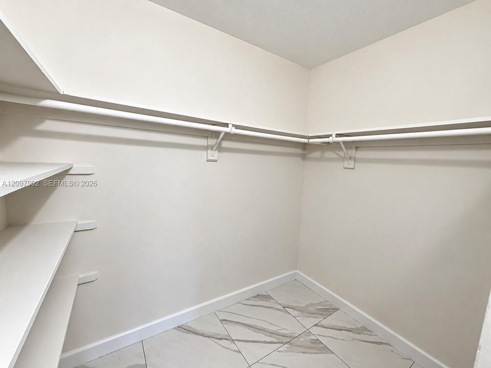 For Rent: $1,750 (1 beds, 1 baths, 0 Square Feet)