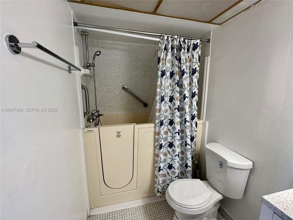 En Renta: $1,800 (2 camas, 2 baños, 1021 Pies cuadrados)