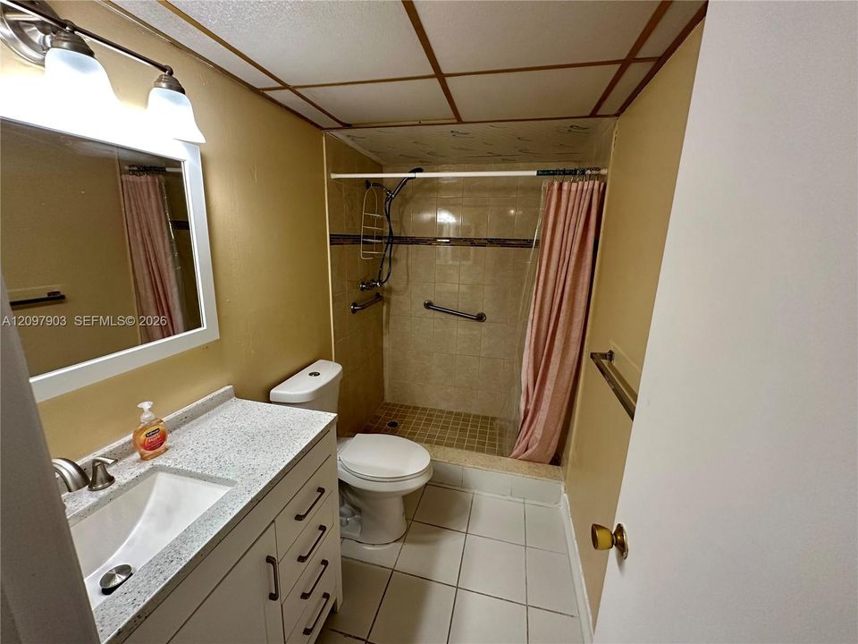 En Renta: $1,800 (2 camas, 2 baños, 1021 Pies cuadrados)