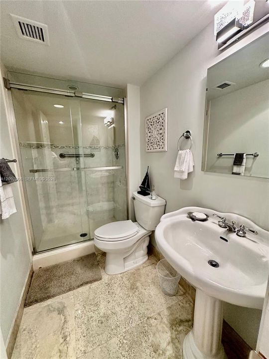 En Renta: $4,000 (2 camas, 2 baños, 1100 Pies cuadrados)