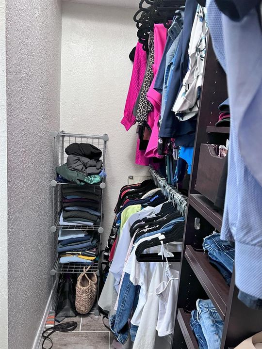 Walk-in Closet