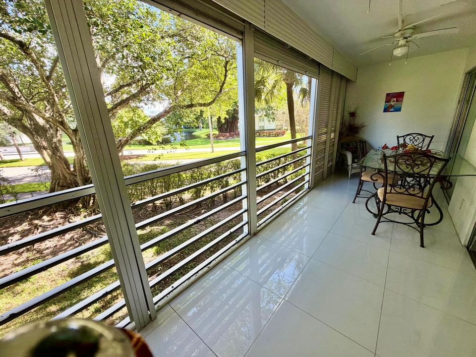 SW FACING PRIVATE BALCONY