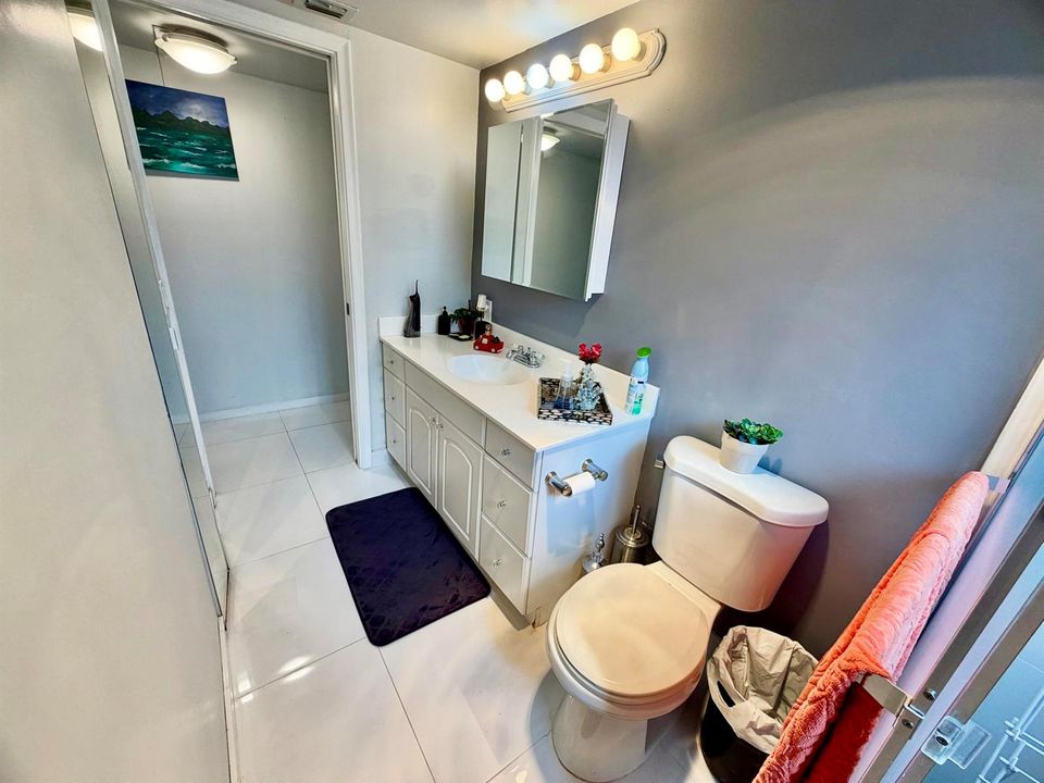 GUEST BATH