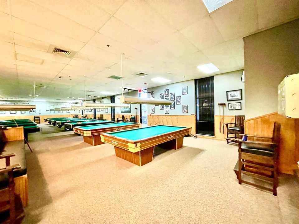 73 BILLIARDS ROOM TABLES AT WYNMOOR COUN